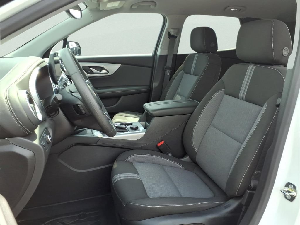 Certified 2024 Chevrolet Blazer LT w/ Convenience Package FWD image 18