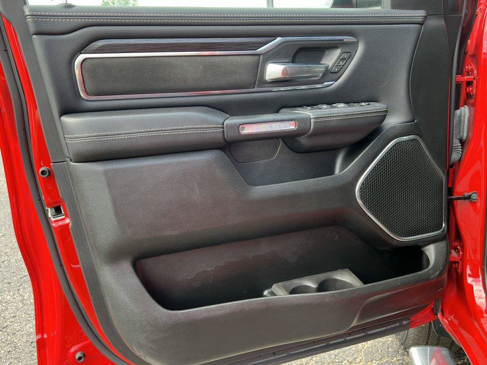 Used 2024 RAM 1500 Laramie AWD/4WD image 16