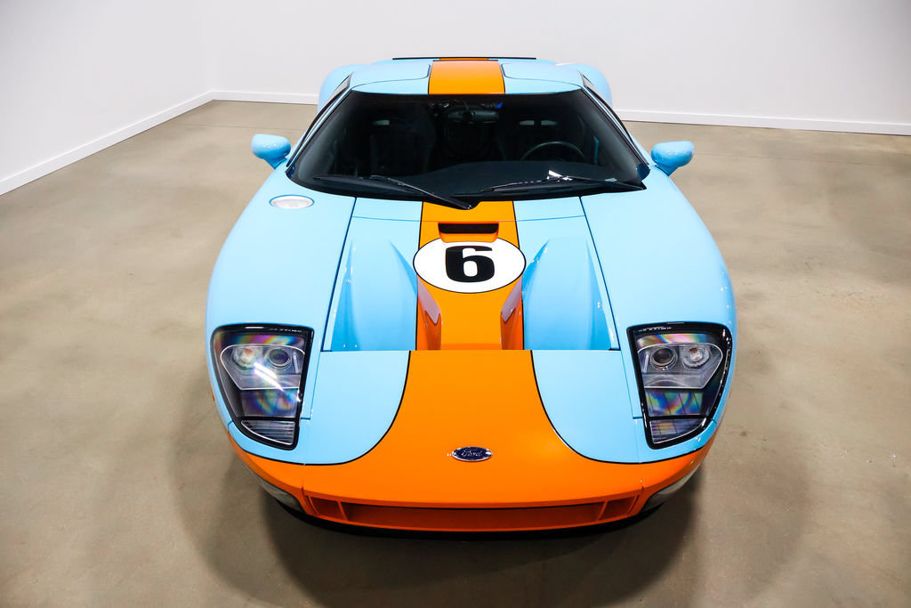 Used 2006 Ford GT RWD image 18