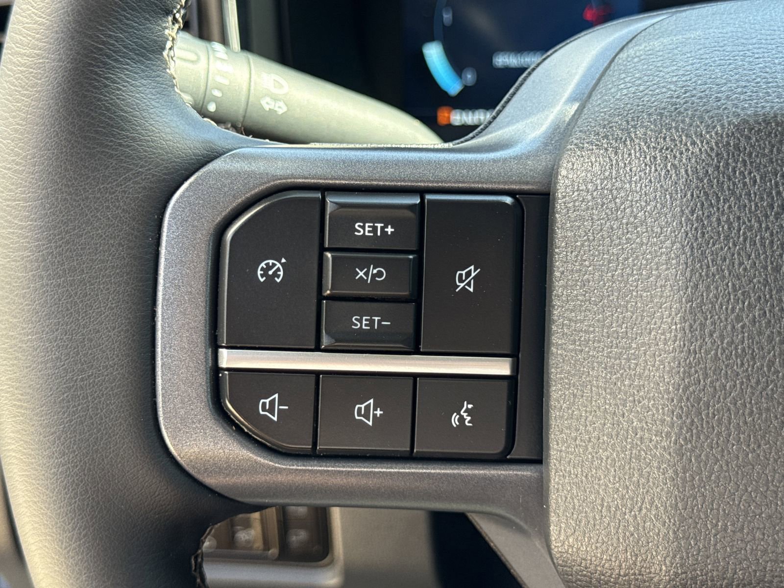 Used 2026 Ford F350 Lariat AWD/4WD image 32