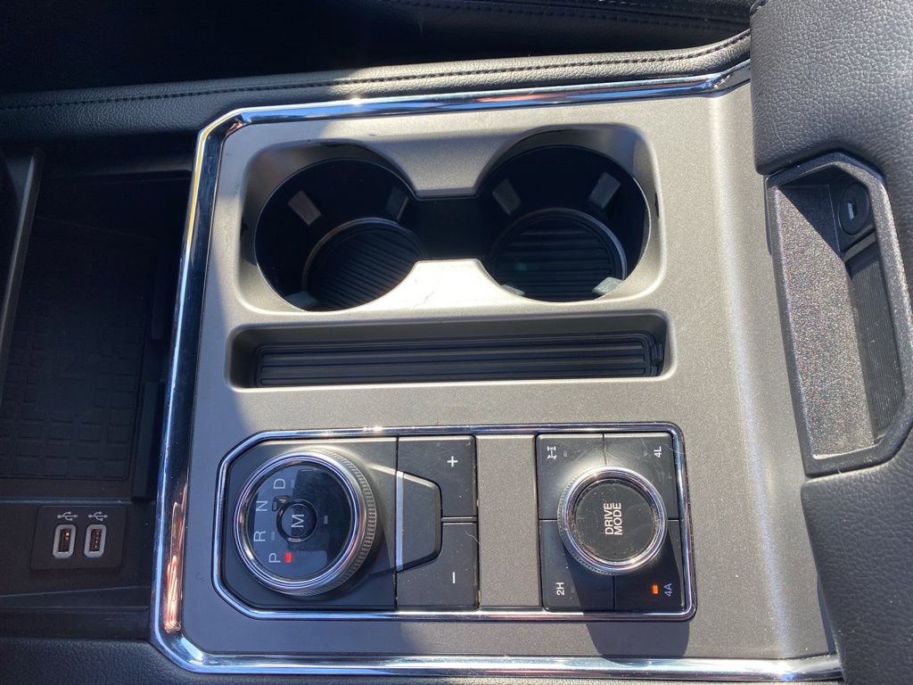 Used 2018 Ford Expedition Max XLT w/ Equipment Group 202A AWD/4WD image 29