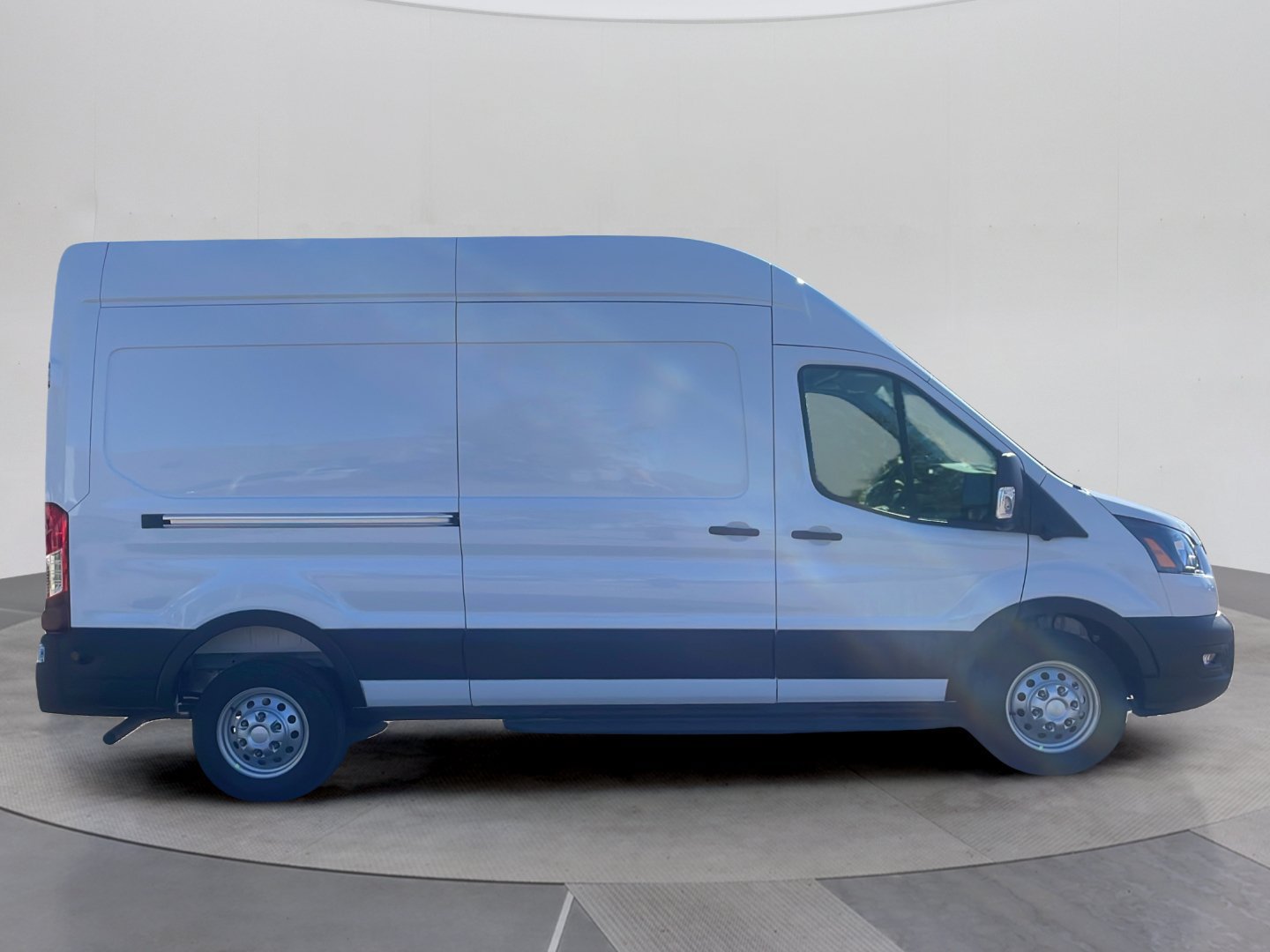 New 2027 Ford Transit 350 148 High Roof AWD w/ Load Area Protection Package image 4