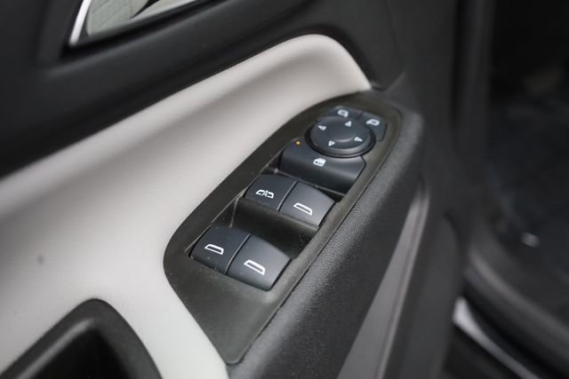 Used 2024 Chevrolet Equinox LS w/ Driver Confidence II Package image 17