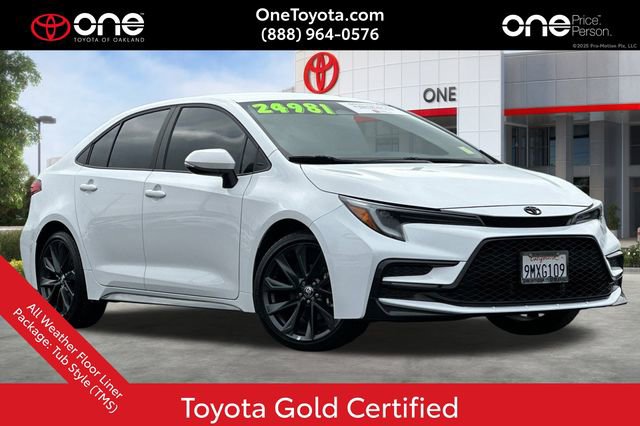 Certified 2024 Toyota Corolla SE image 1