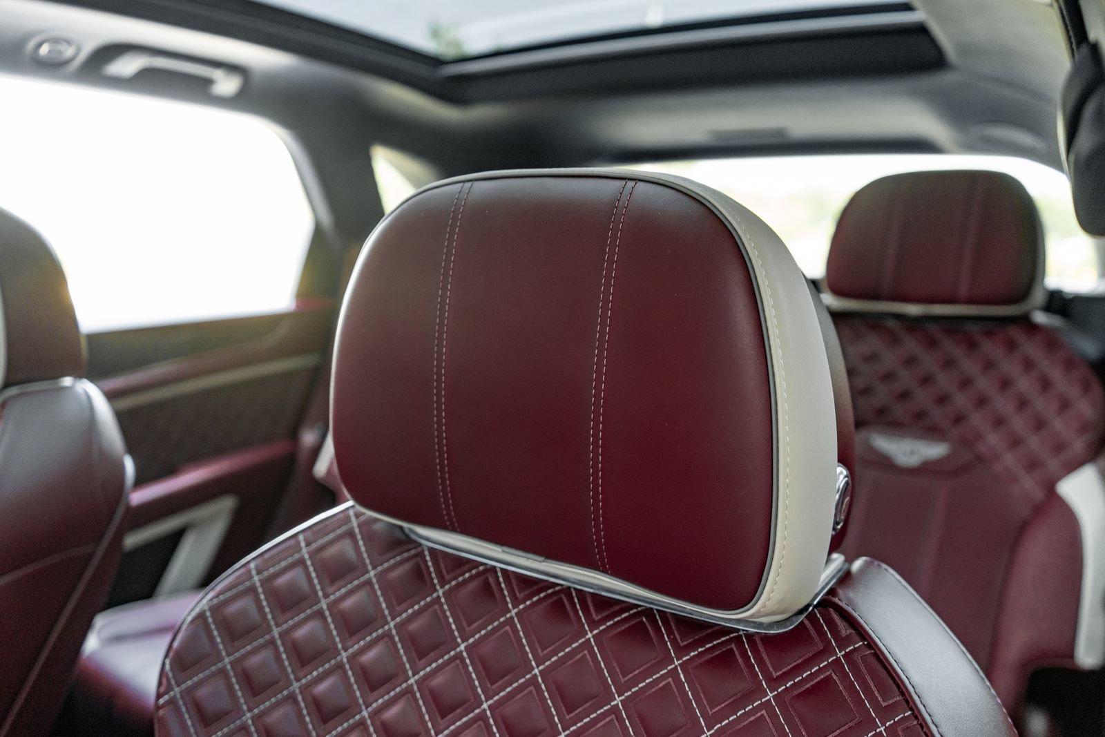 Certified 2024 Bentley Bentayga AWD/4WD image 27
