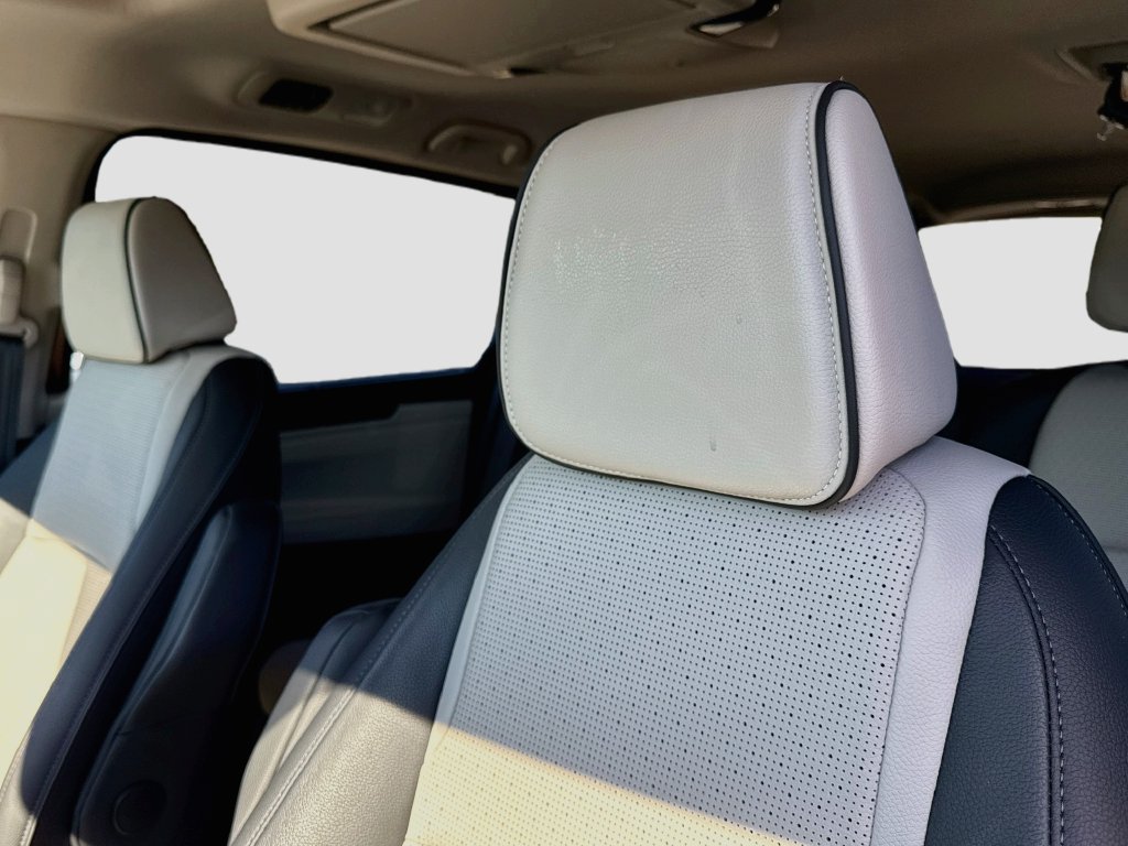 Used 2026 Honda Odyssey Elite image 13