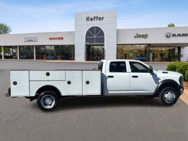 New 2026 RAM 5500 Tradesman w/ Chrome Appearance Group AWD/4WD image 6