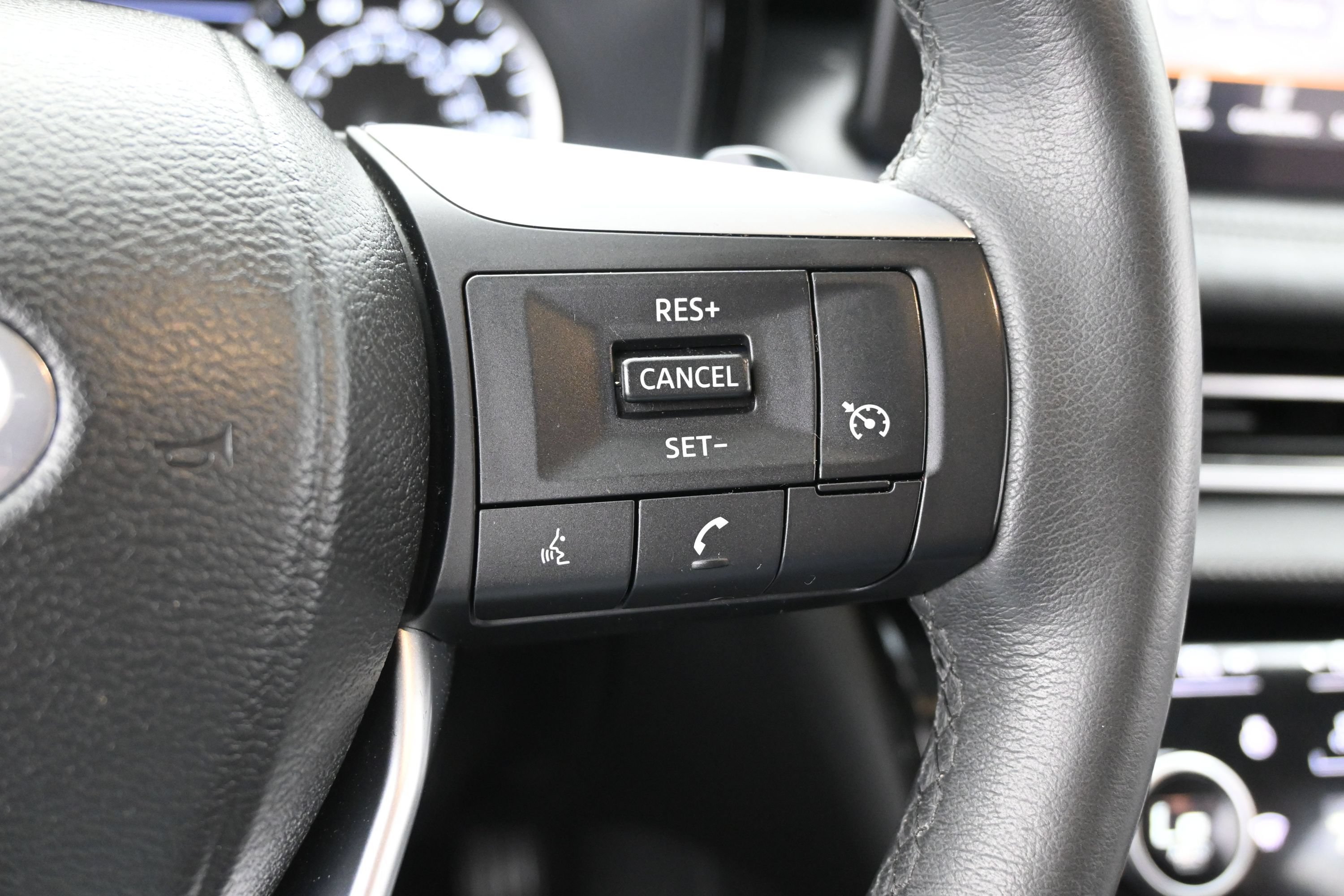 Used 2023 INFINITI QX60 Pure FWD image 15