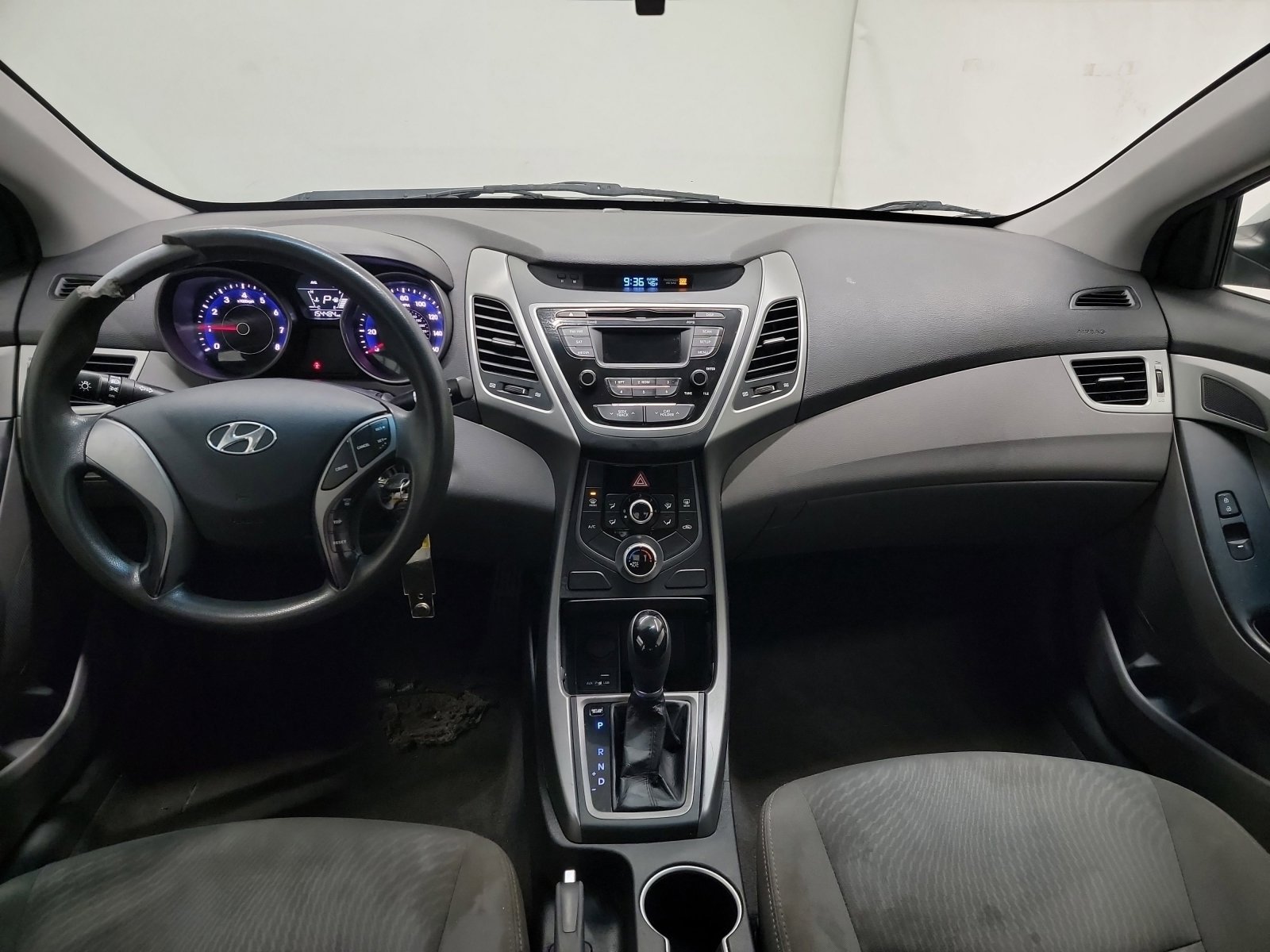 Used 2014 Hyundai Elantra SE image 15