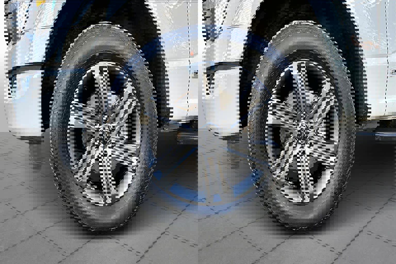 Certified 2023 Ford F150 XLT w/ Equipment Group 302A High image 11