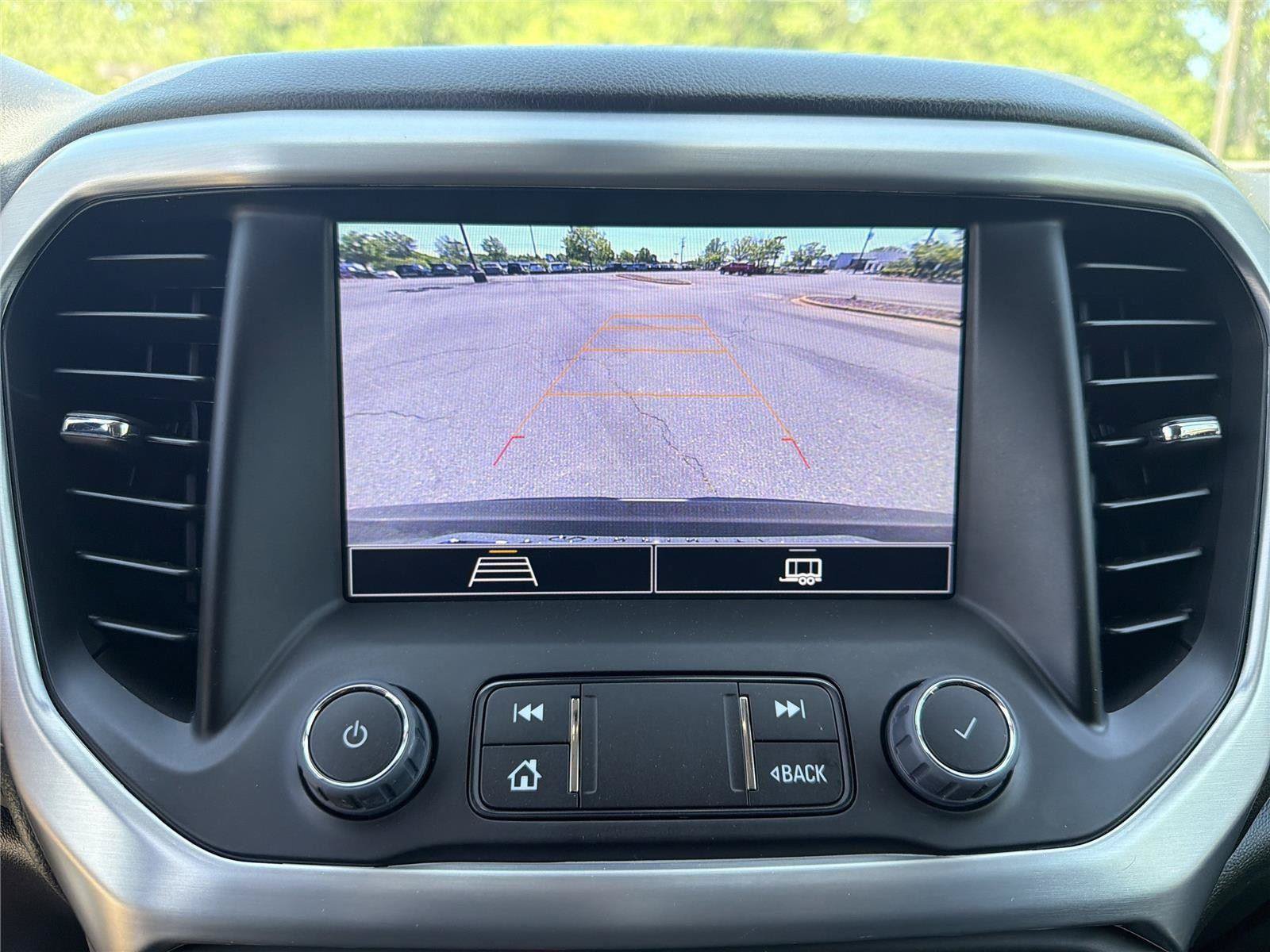 Used 2023 GMC Acadia SLE w/ Driver Convenience Package AWD/4WD image 12