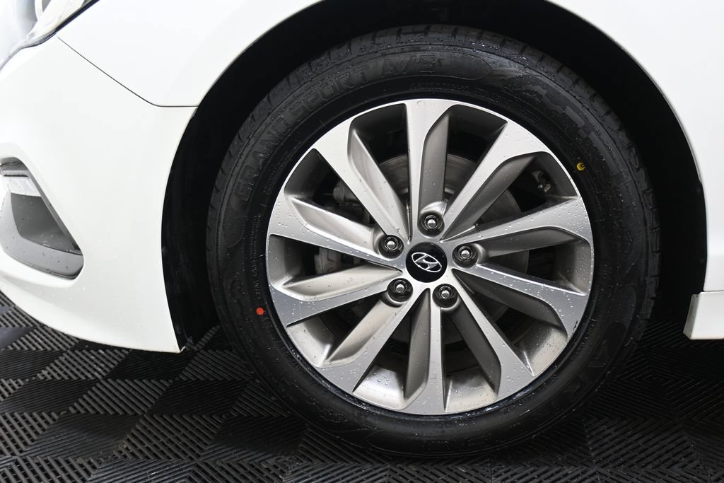 Used 2017 Hyundai Sonata Sport w/ Value Edition Package 02 FWD image 35