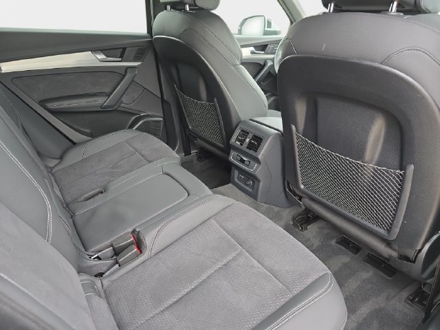 Used 2024 Audi Q5 e Premium Plus AWD/4WD image 13