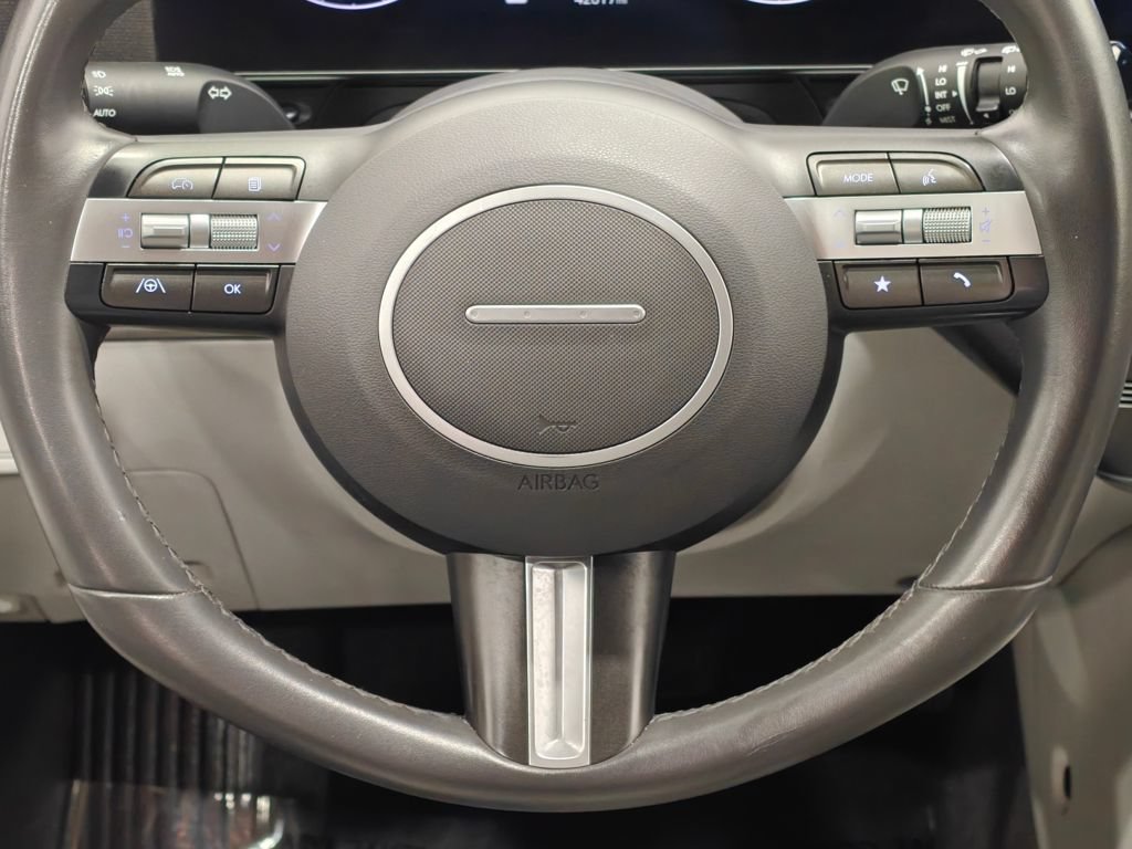 Used 2025 Hyundai Kona SEL AWD/4WD image 5
