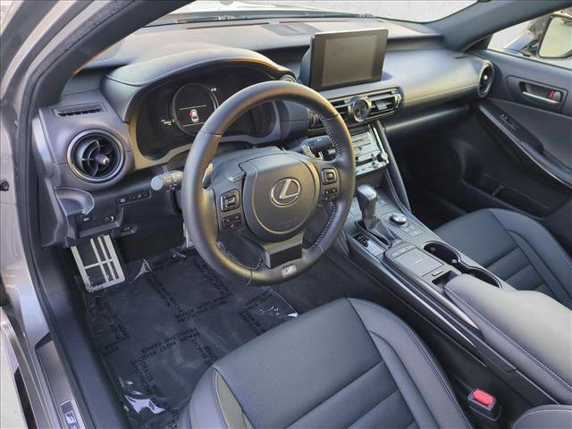 Used 2023 Lexus IS 350 F Sport image 10