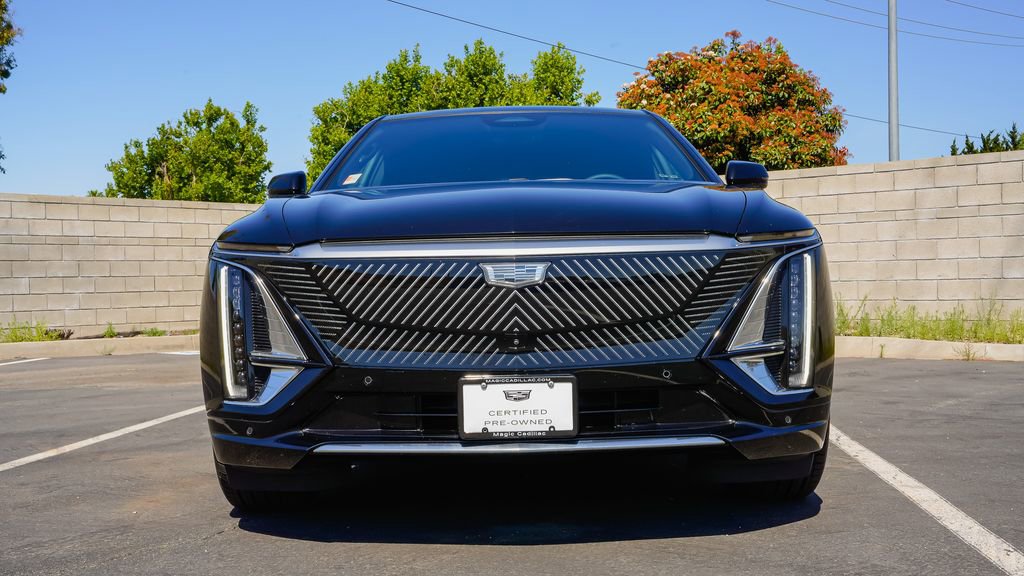 Certified 2024 Cadillac Lyriq Luxury RWD image 4