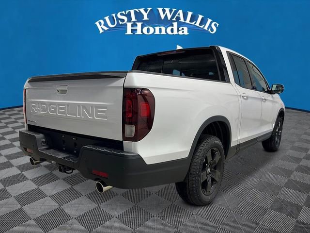 New 2026 Honda Ridgeline Black Edition image 3
