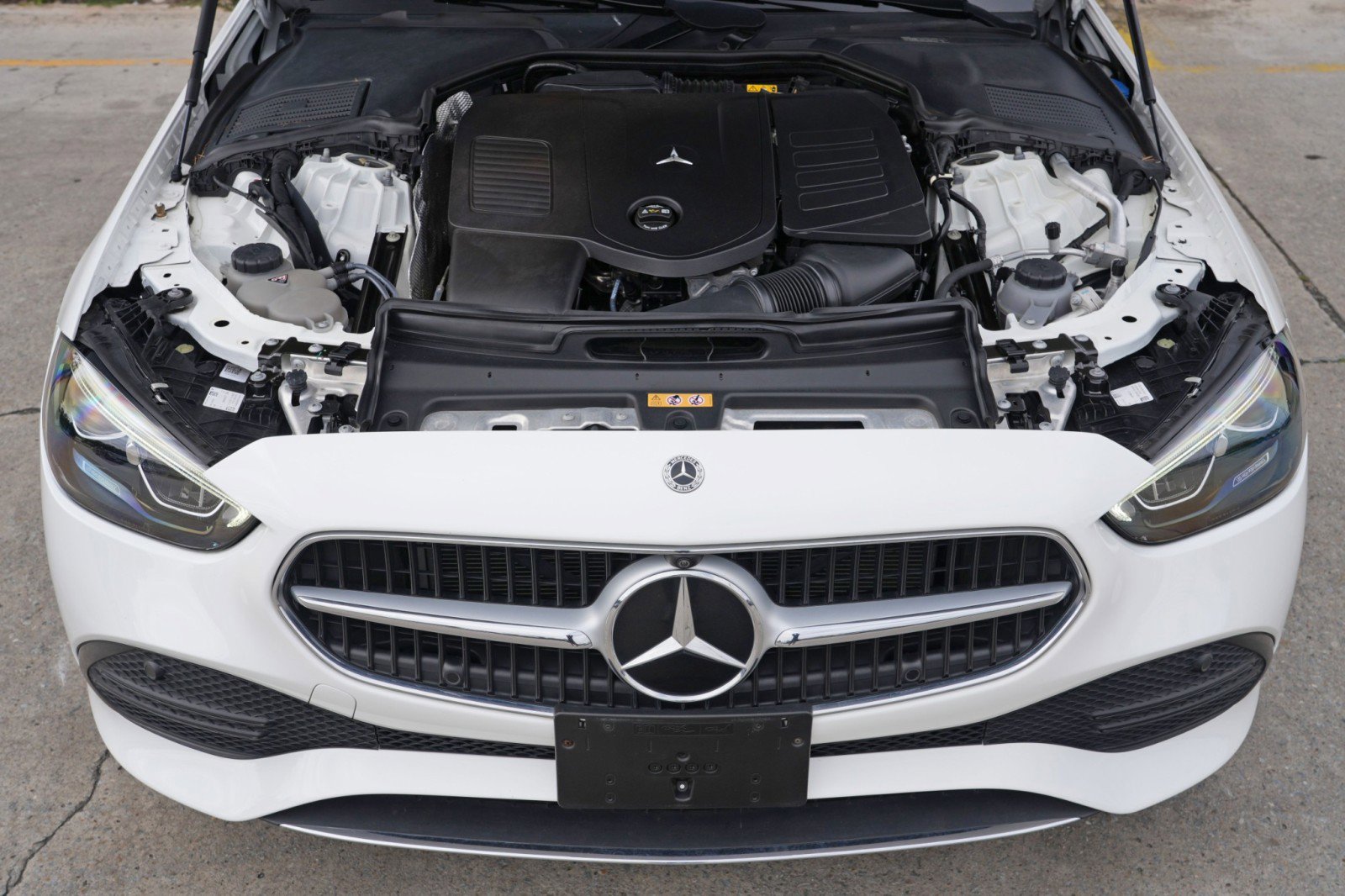 Used 2022 Mercedes-Benz C 300 Sedan w/ Exclusive Trim Package image 7