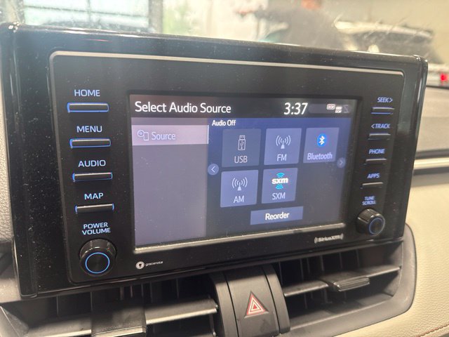 Used 2020 Toyota RAV4 XLE w/ Convenience Package AWD/4WD image 16