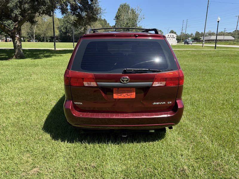 Used 2005 Toyota Sienna CE w/ CE Pkg 1 FWD image 4