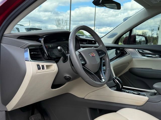 Used 2023 Cadillac XT6 Premium Luxury FWD image 15