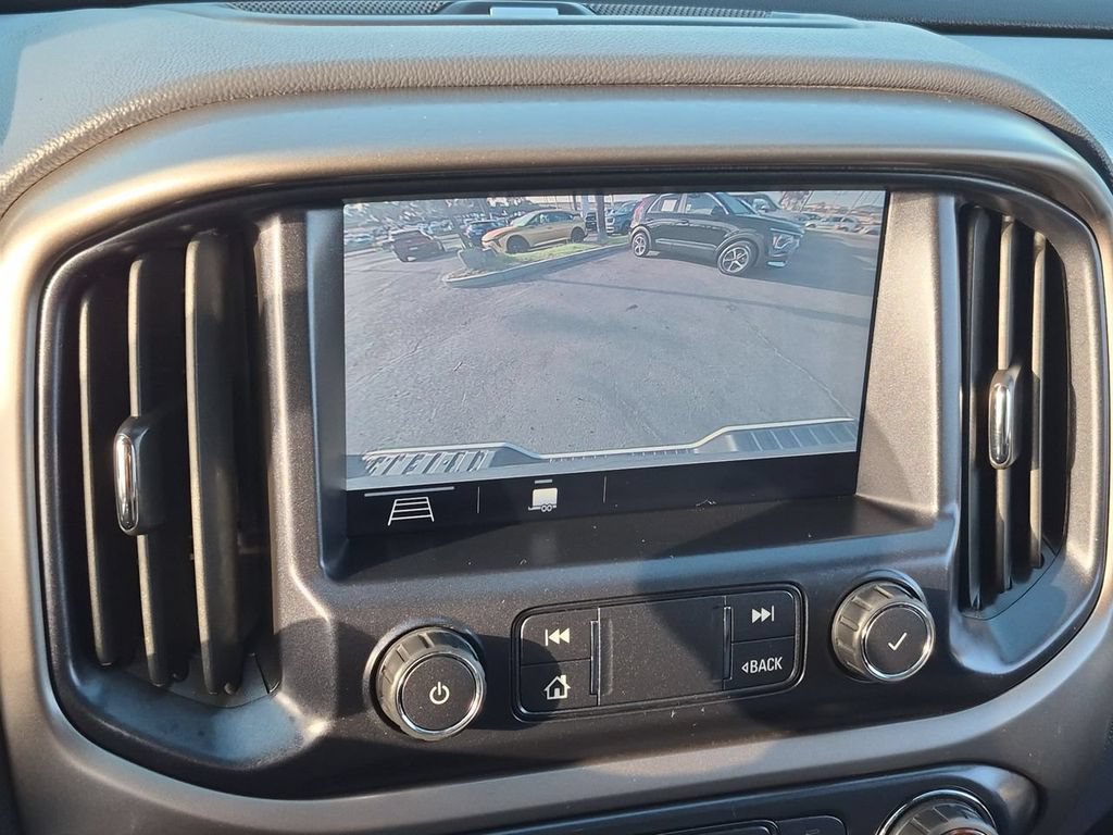 Used 2019 Chevrolet Colorado Z71 AWD/4WD image 15