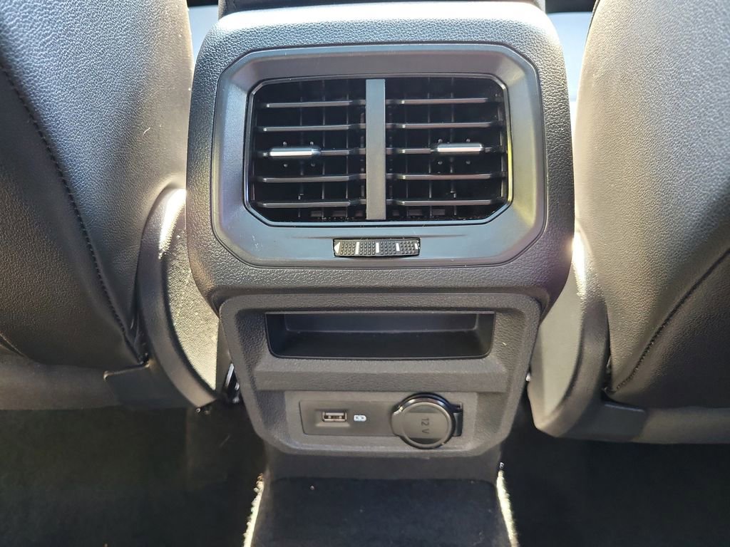 Used 2020 Volkswagen Tiguan SE R-Line w/ 3rd Row Seat Package image 21