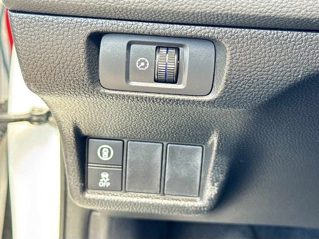 Used 2022 Honda Civic LX image 32