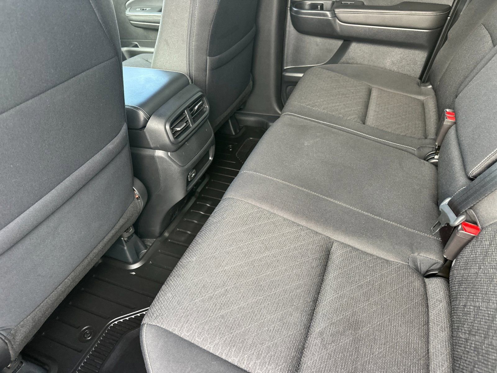 Used 2024 Honda Ridgeline Sport image 12