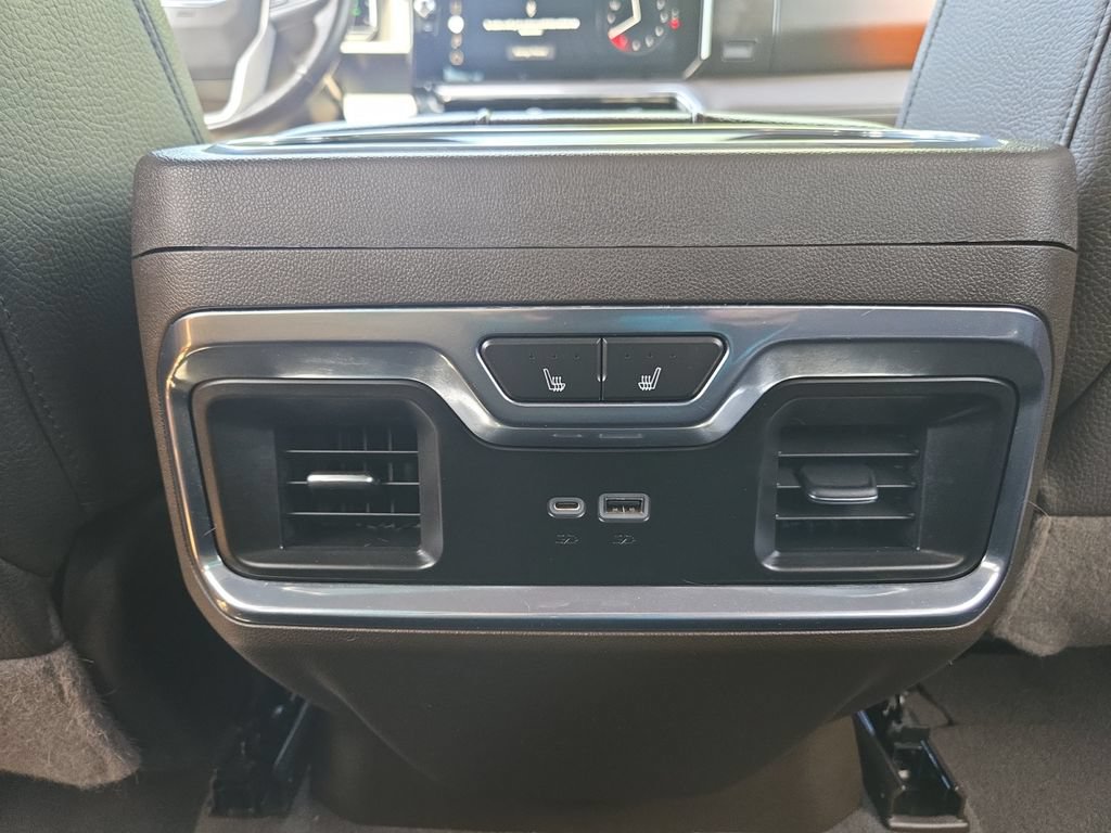 Used 2022 GMC Sierra 1500 Denali AWD/4WD image 23