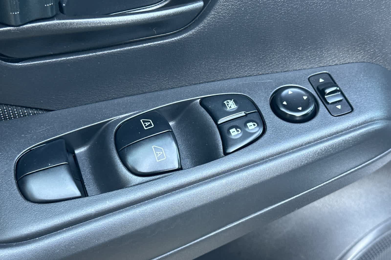 Certified 2025 Nissan Kicks Play S FWD image 13