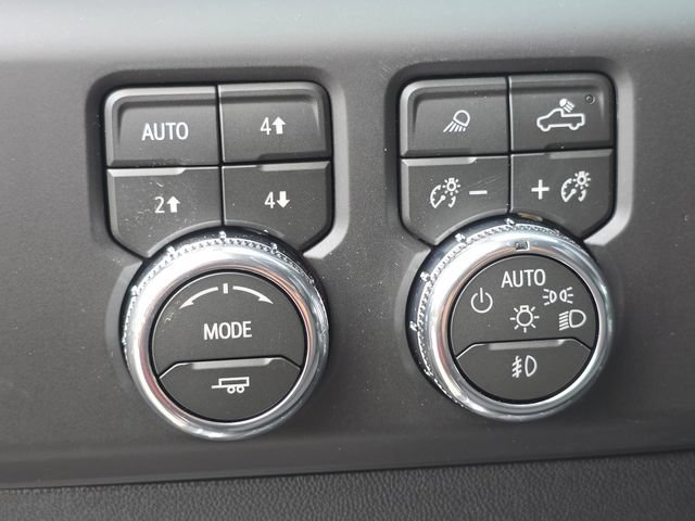 New 2026 GMC Sierra 3500 AT4 w/ AT4 Premium Plus Package AWD/4WD image 30