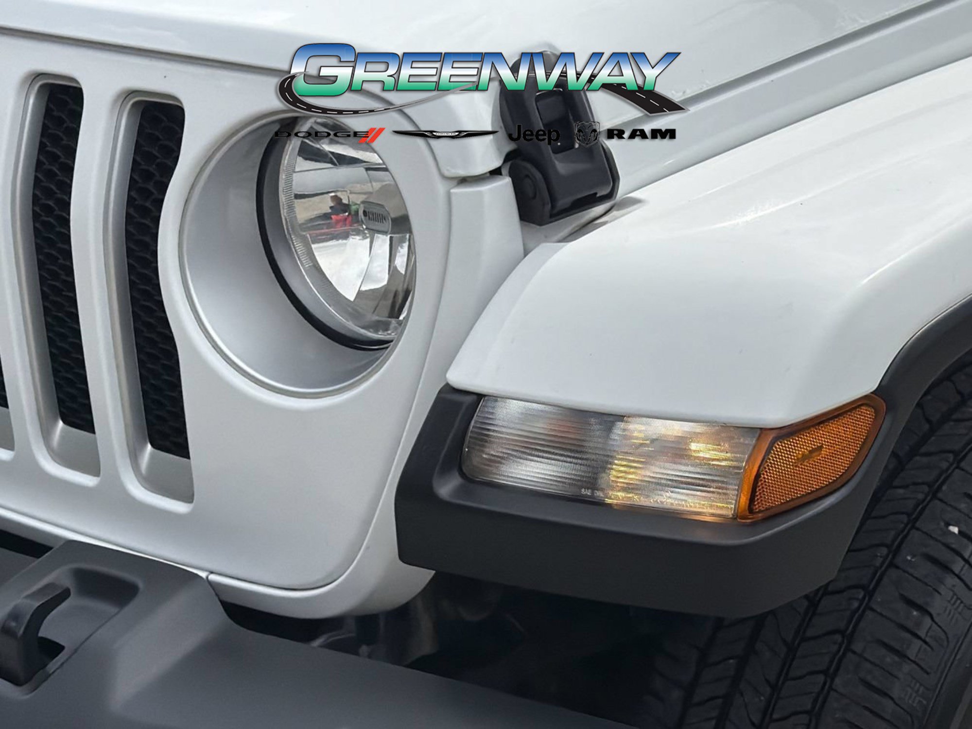 Used 2022 Jeep Wrangler Unlimited Sahara w/ Cold Weather Group AWD/4WD image 32