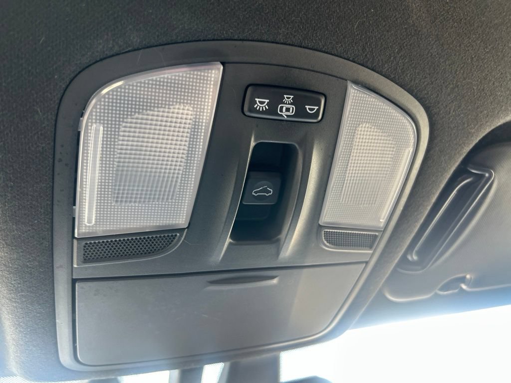 Used 2020 Hyundai Elantra Sport w/ Premium Package 02 FWD image 18