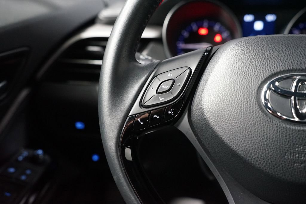 Used 2021 Toyota C-HR Nightshade image 14