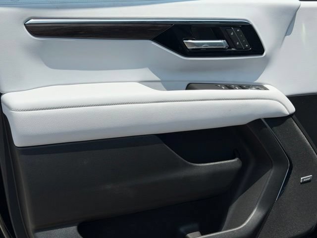 New 2026 Chevrolet Tahoe Premier RWD image 10