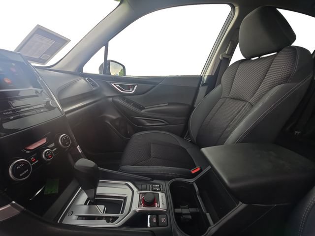 Used 2020 Subaru Forester Premium AWD/4WD image 11