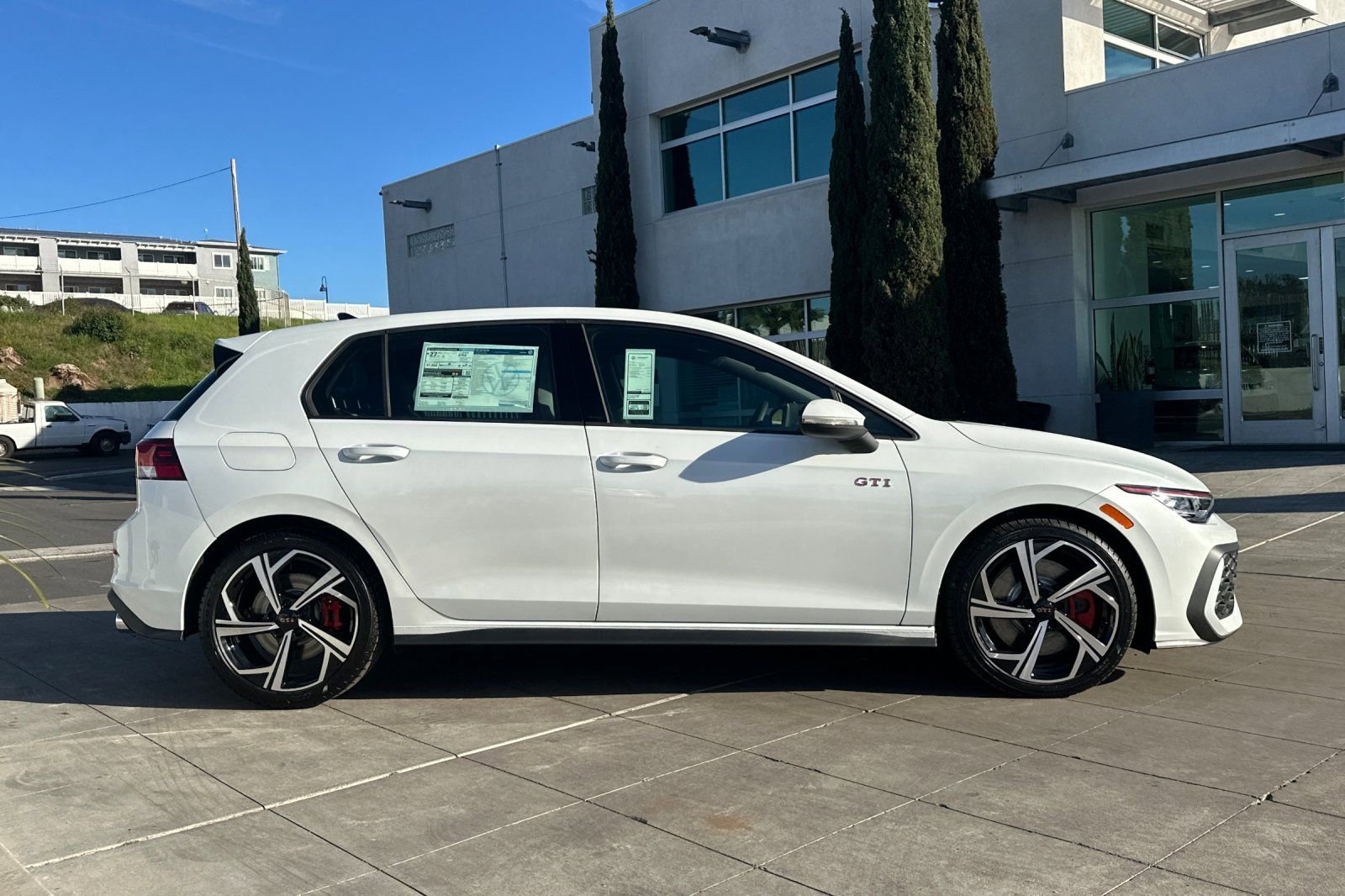 New 2026 Volkswagen GTI SE image 4