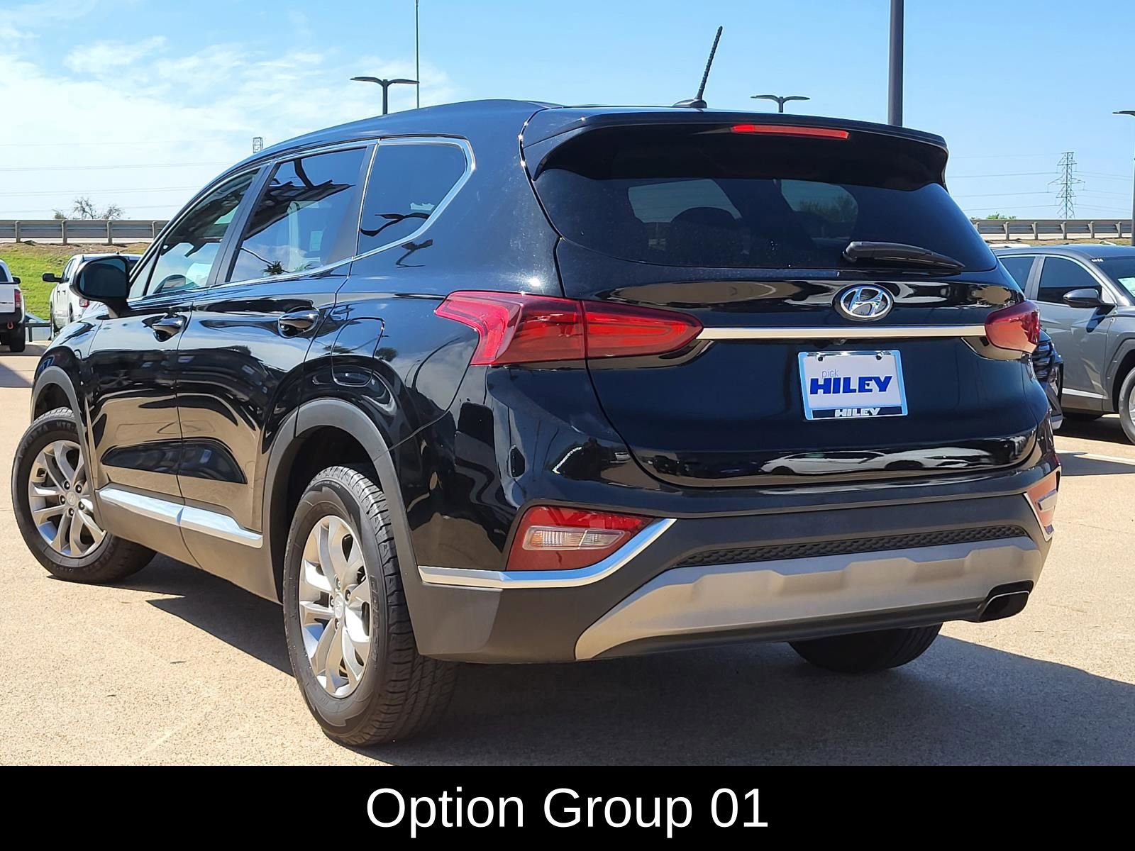 Used 2020 Hyundai Santa Fe SE FWD image 3