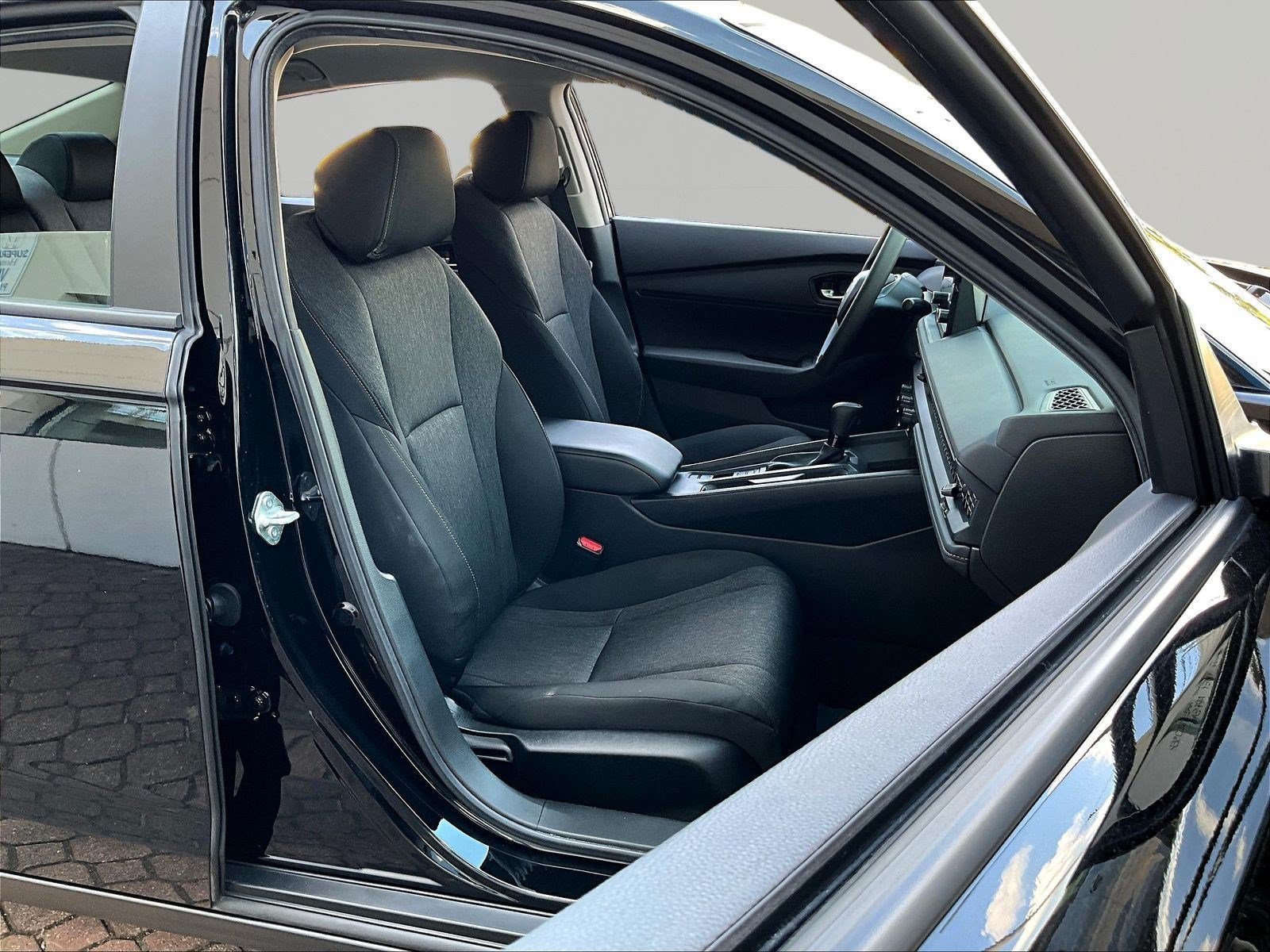 Used 2025 Honda Accord LX image 26