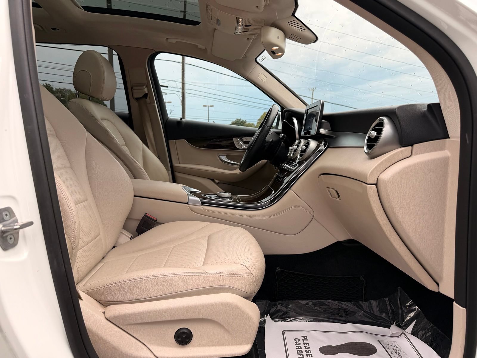 Used 2019 Mercedes-Benz GLC 300 image 34