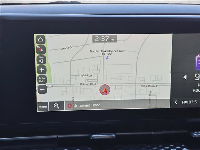 Used 2022 Kia Carnival SX Prestige FWD image 13