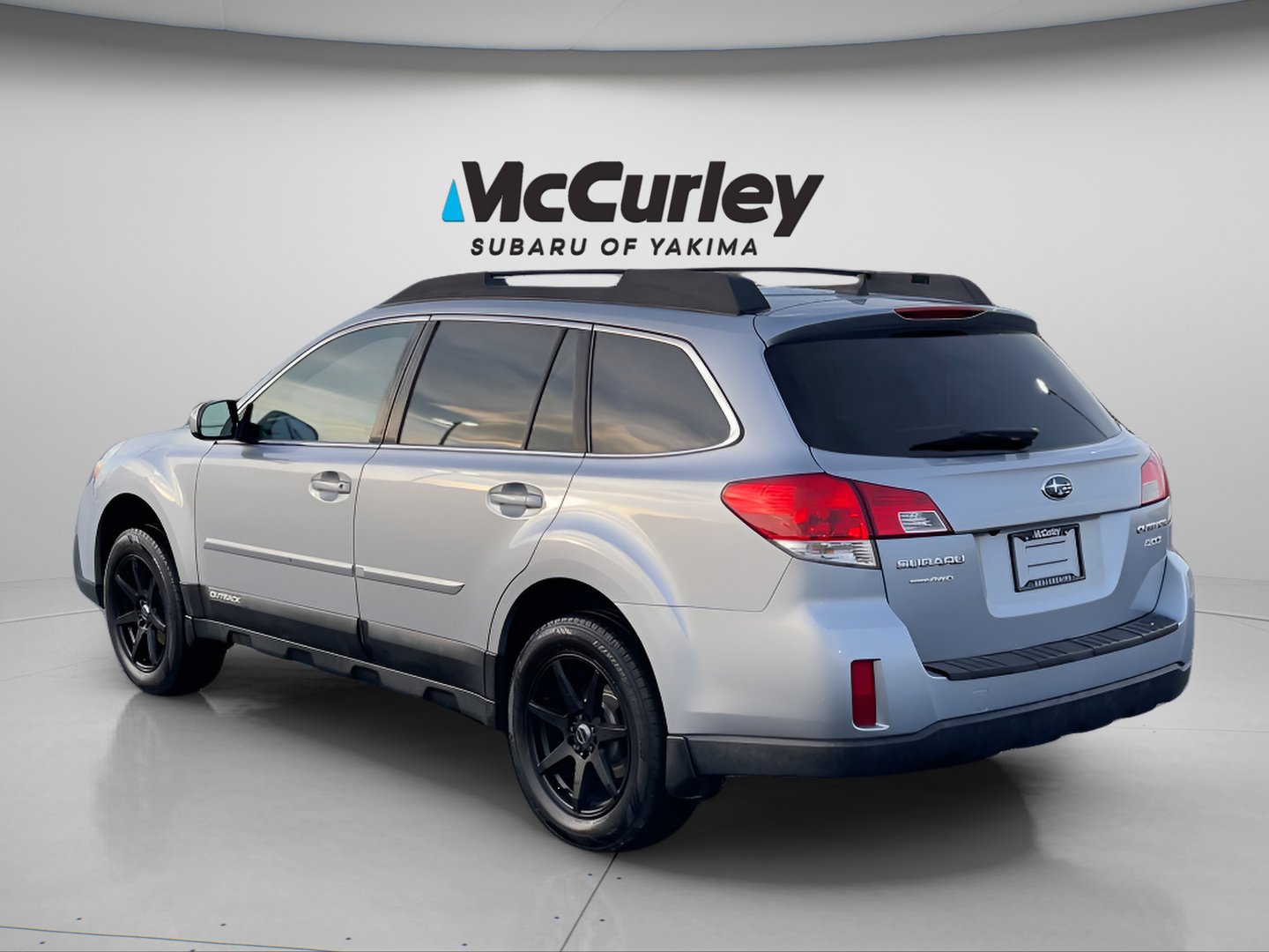 Used 2014 Subaru Outback 2.5i Limited w/ Moonroof Package image 3