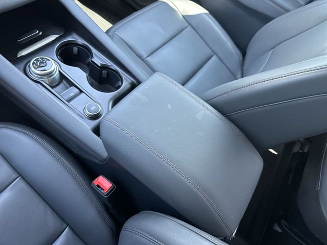 Used 2025 Ford Explorer Active w/ Active Comfort Package AWD/4WD image 21