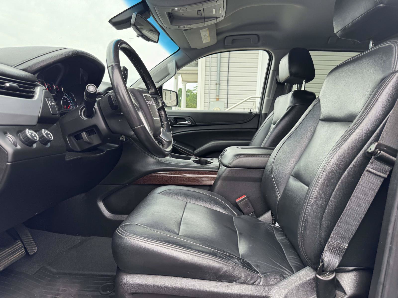 Used 2019 GMC Yukon SLE AWD/4WD image 13
