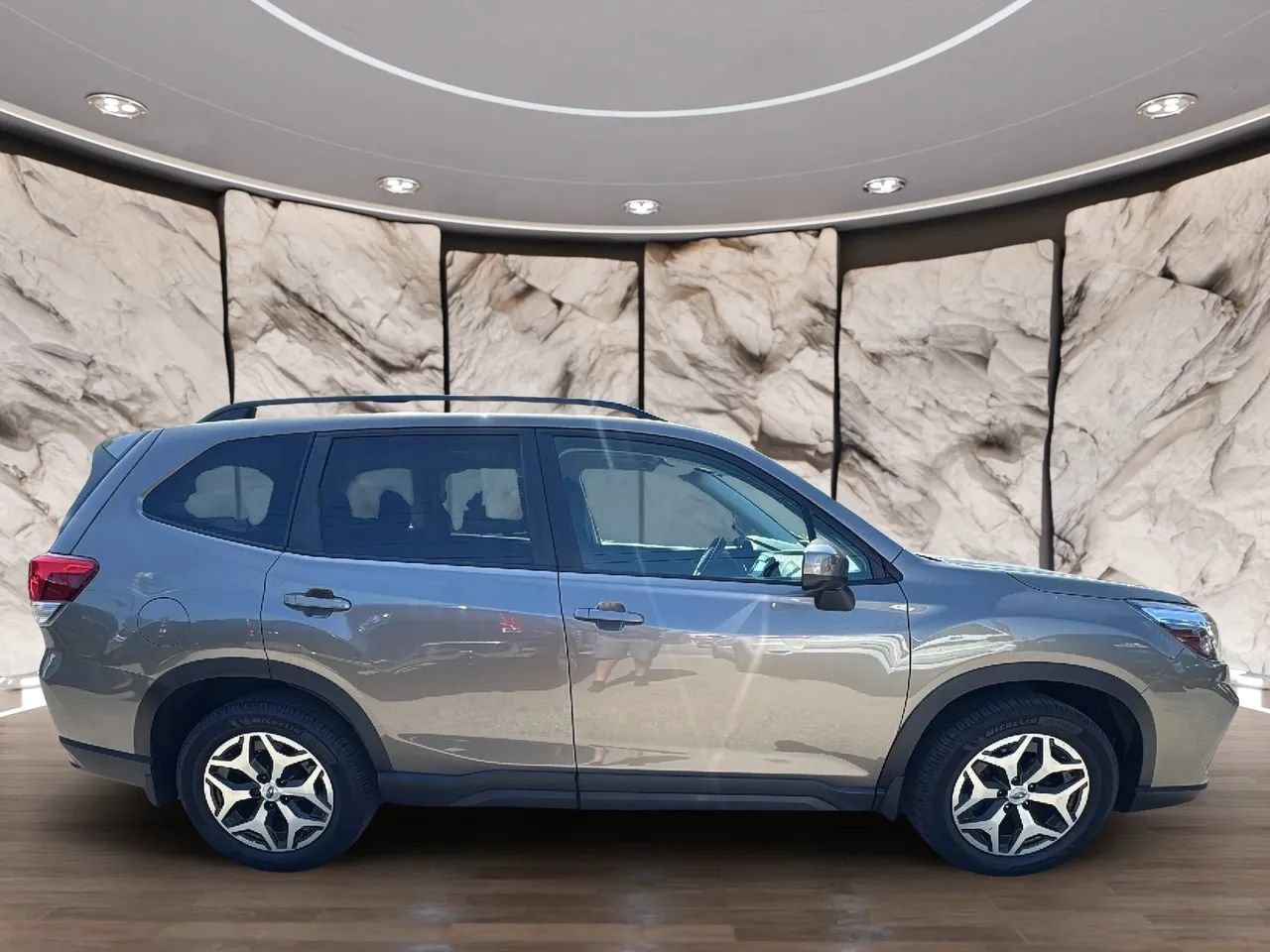 Used 2020 Subaru Forester Premium AWD/4WD image 25