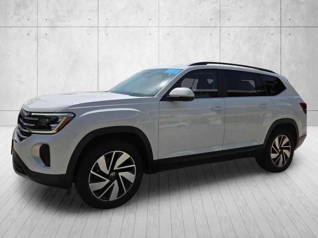 Certified 2025 Volkswagen Atlas SE FWD image 1