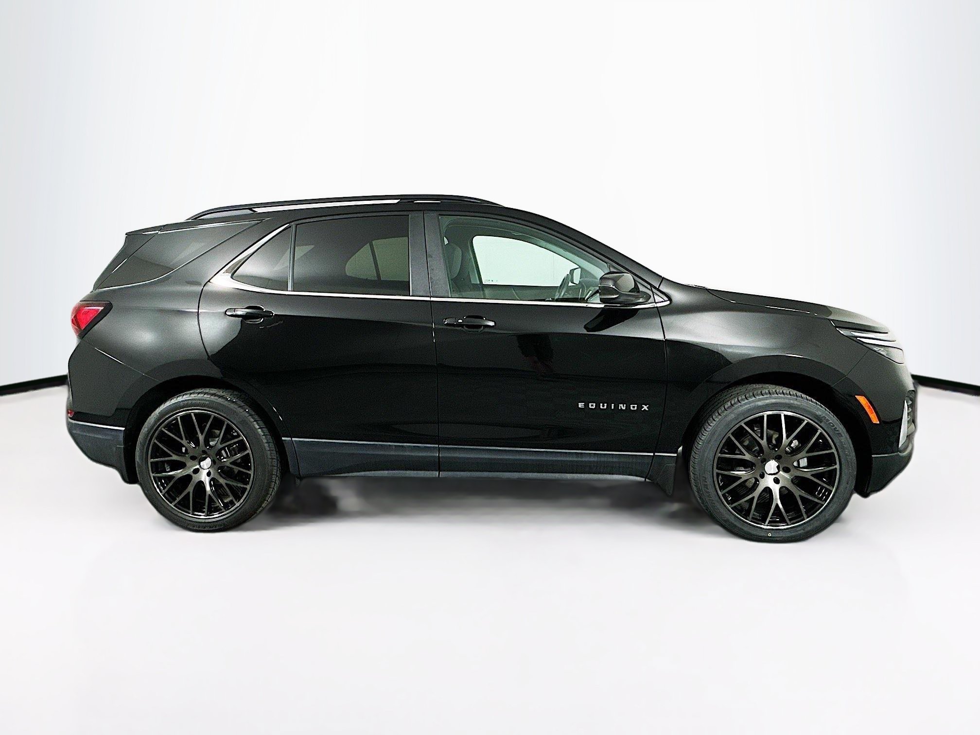 Used 2022 Chevrolet Equinox LT AWD/4WD image 10