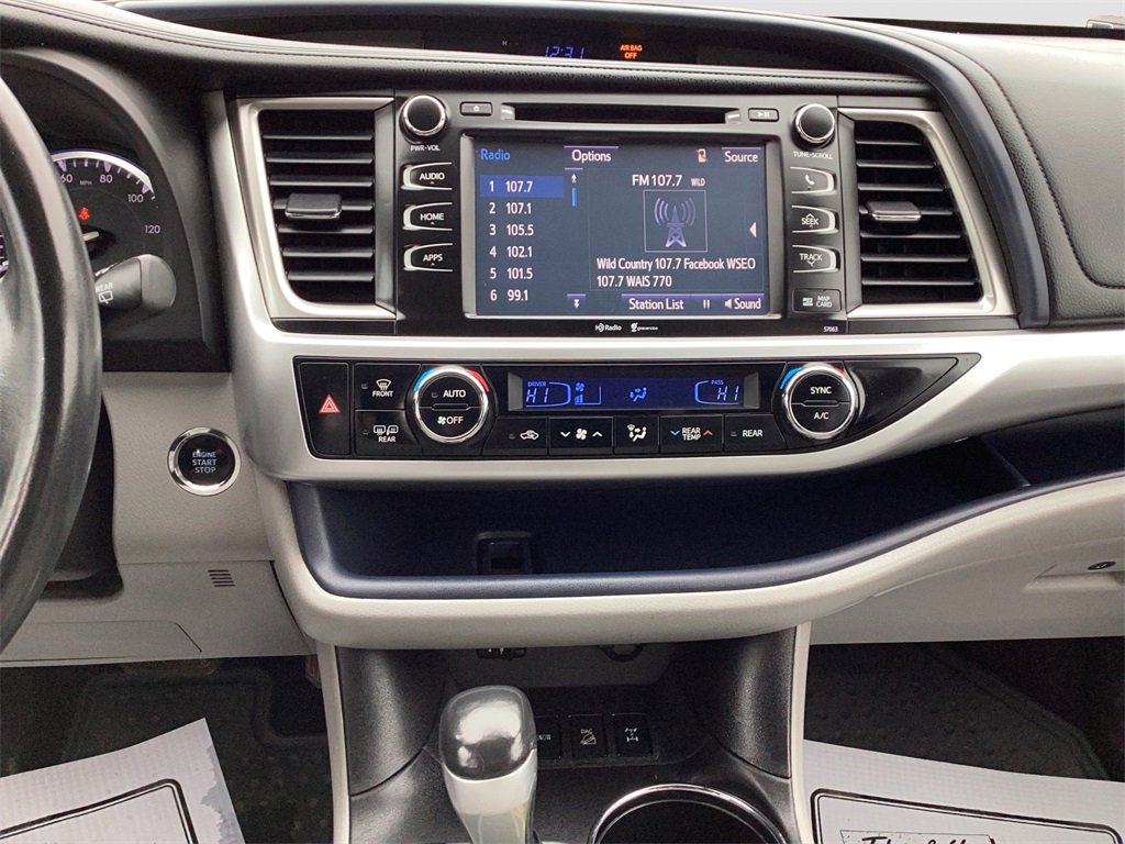 Used 2015 Toyota Highlander XLE image 15