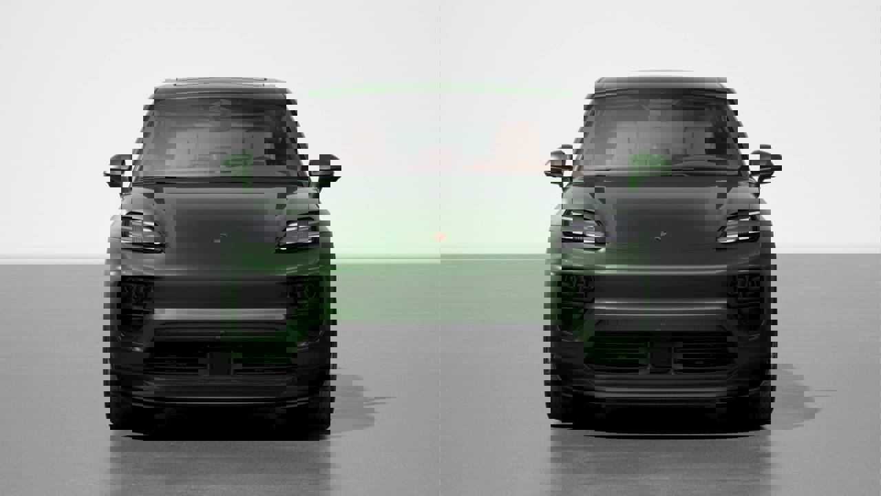 New 2026 Porsche Macan 4 Electric image 8